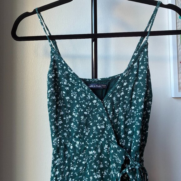 Abercrombie & Fitch Petite Green and White Floral Ruffle Hem Wrap Dress - XXSP - Picture 5 of 8